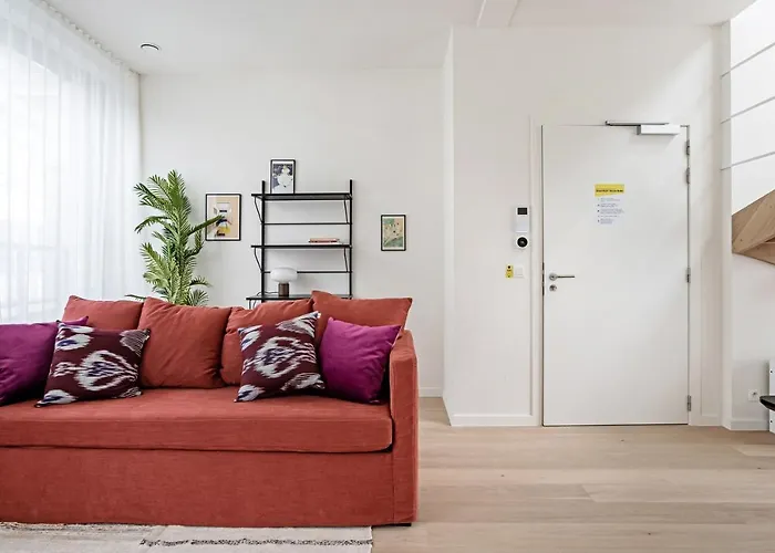 Bell Tower Apartment *